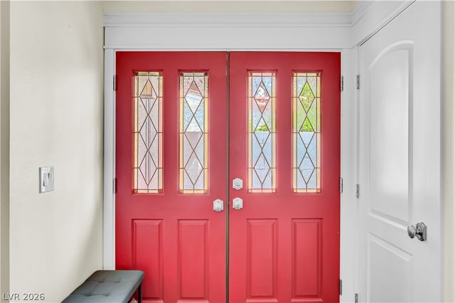 2494 Swan Lane, Las Vegas, NV 89121