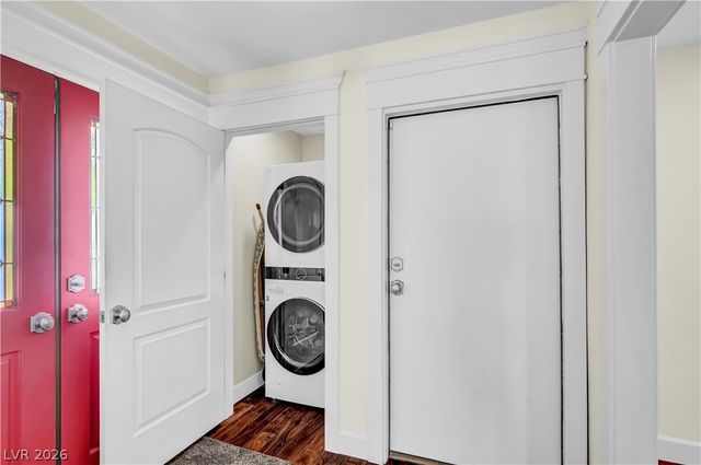 2494 Swan Lane, Las Vegas, NV 89121