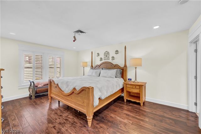 2494 Swan Lane, Las Vegas, NV 89121