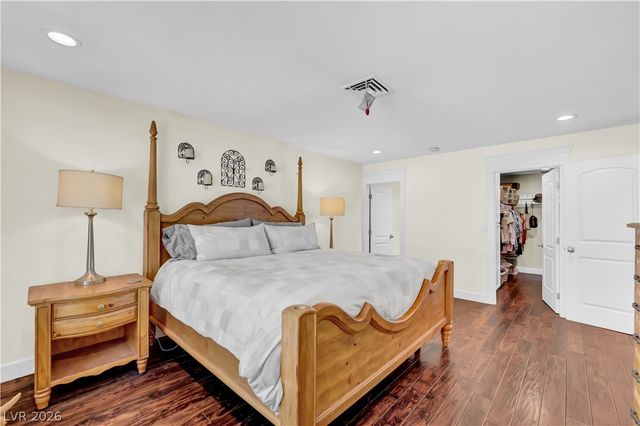 2494 Swan Lane, Las Vegas, NV 89121