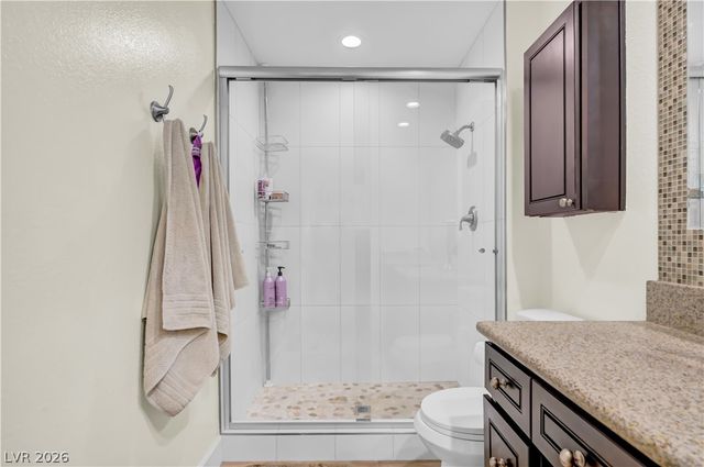 2494 Swan Lane, Las Vegas, NV 89121