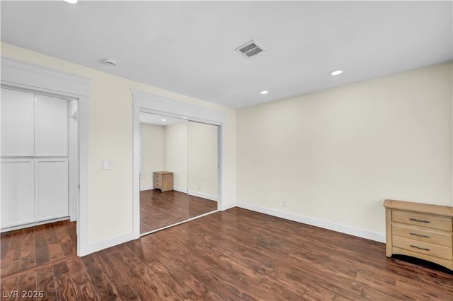 2494 Swan Lane, Las Vegas, NV 89121