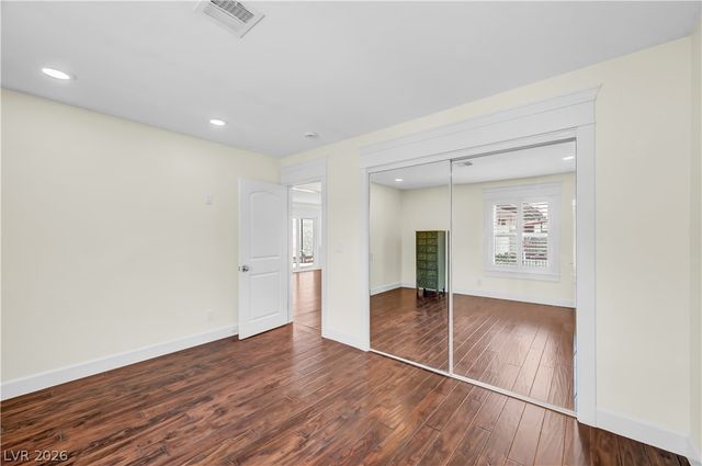 2494 Swan Lane, Las Vegas, NV 89121