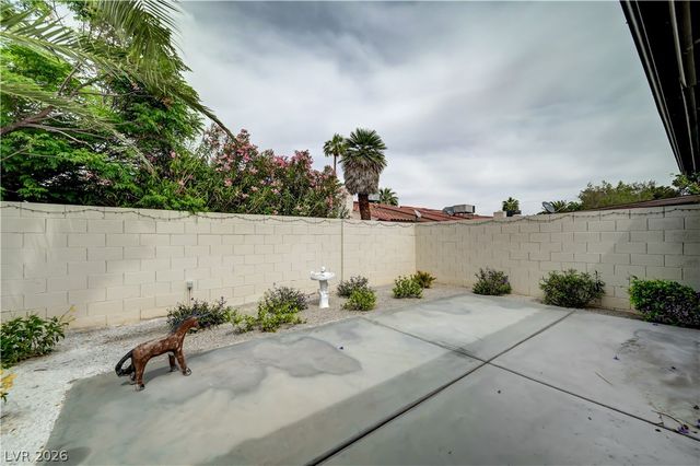 2494 Swan Lane, Las Vegas, NV 89121