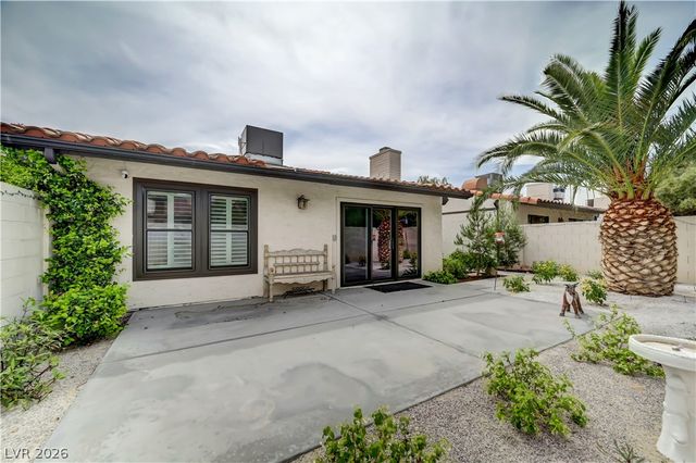 2494 Swan Lane, Las Vegas, NV 89121