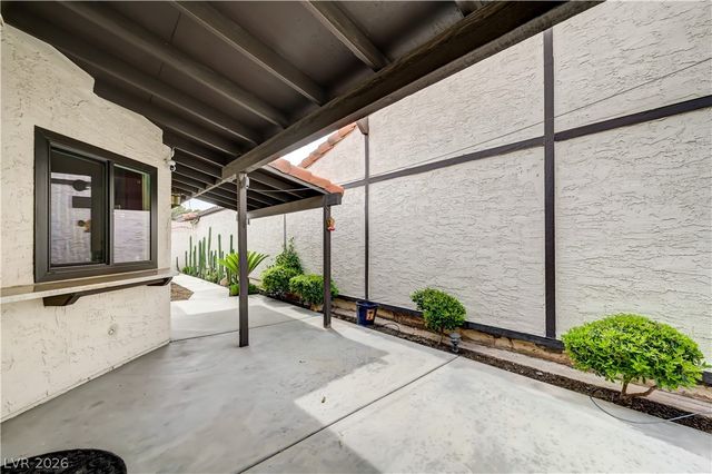 2494 Swan Lane, Las Vegas, NV 89121