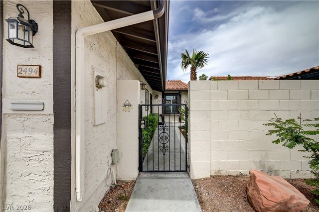 2494 Swan Lane, Las Vegas, NV 89121