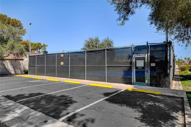 2494 Swan Lane, Las Vegas, NV 89121