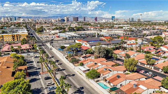 2494 Swan Lane, Las Vegas, NV 89121