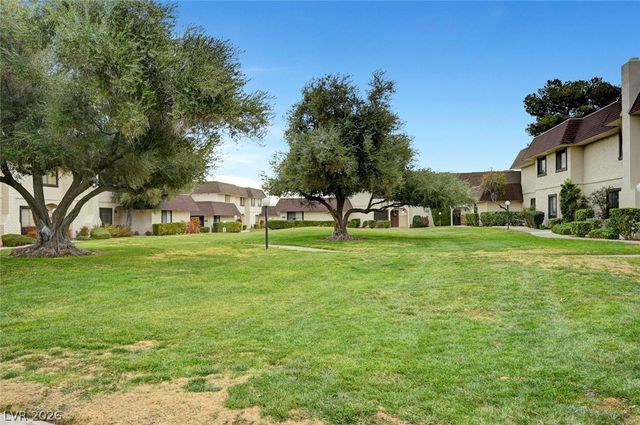 2494 Swan Lane, Las Vegas, NV 89121