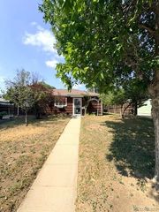 1125 Xanadu Street, Aurora, CO 80011
