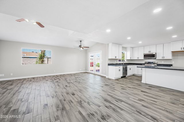 6112 W SAINT MORITZ Lane, Glendale, AZ 85306