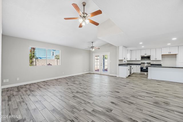 6112 W SAINT MORITZ Lane, Glendale, AZ 85306