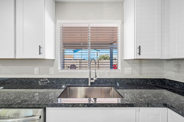 6112 W SAINT MORITZ Lane, Glendale, AZ 85306