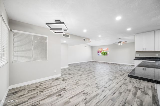 6112 W SAINT MORITZ Lane, Glendale, AZ 85306