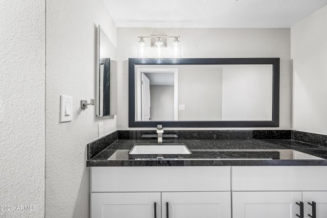 6112 W SAINT MORITZ Lane, Glendale, AZ 85306