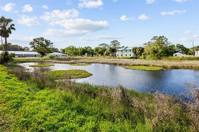 4107 18th Place 4107, Vero Beach, FL 32960