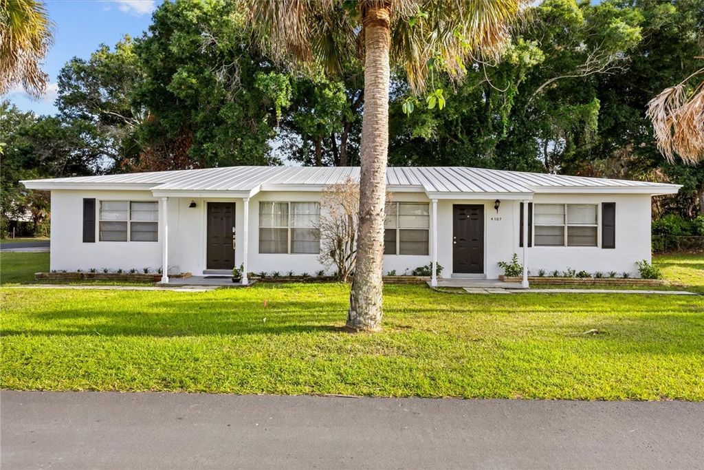 4107 18th Place 4107, Vero Beach, FL 32960