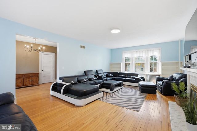 57 W PARK PL, Newark, DE 19711