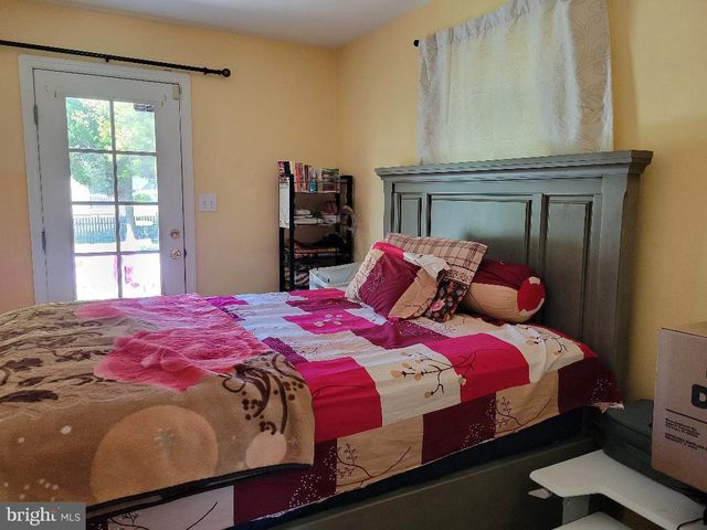 725 MAIN ST, Lumberton, NJ 08048