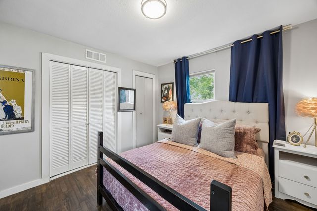 2350 Dunloe Drive, Dallas, TX 75228