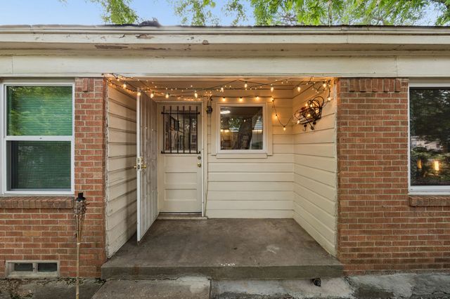 2350 Dunloe Drive, Dallas, TX 75228