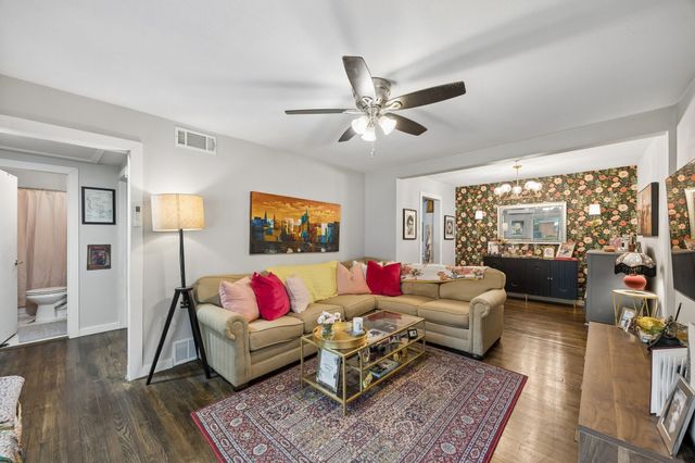 2350 Dunloe Drive, Dallas, TX 75228