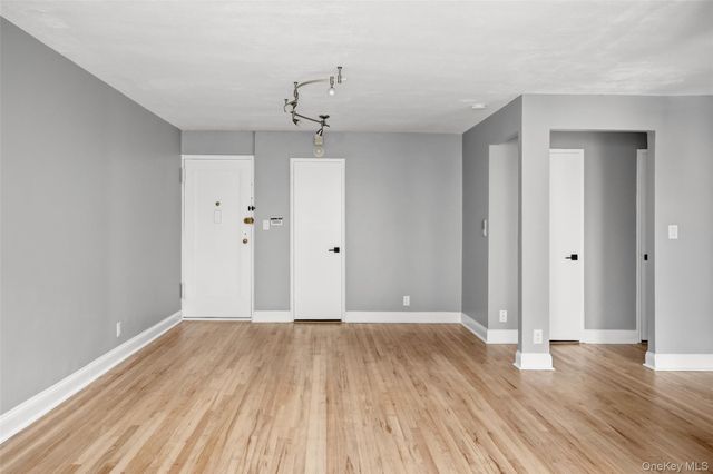 134 Ravine Avenue 3B, Yonkers, NY 10701