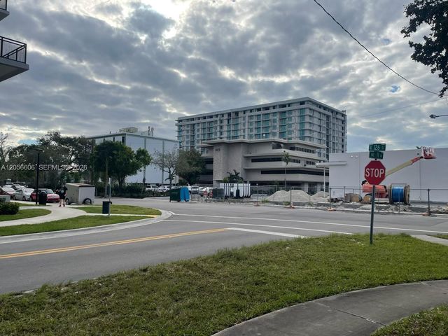 12610 NE 11th Avenue, North Miami, FL 33161