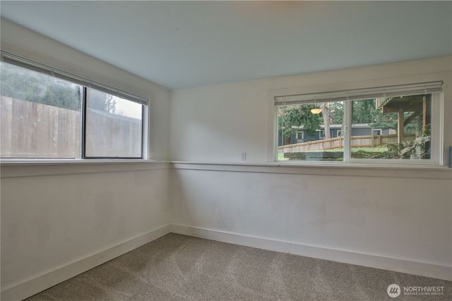 7891 San Juan Avenue, Clinton, WA 98236