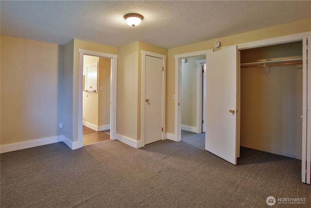 7891 San Juan Avenue, Clinton, WA 98236