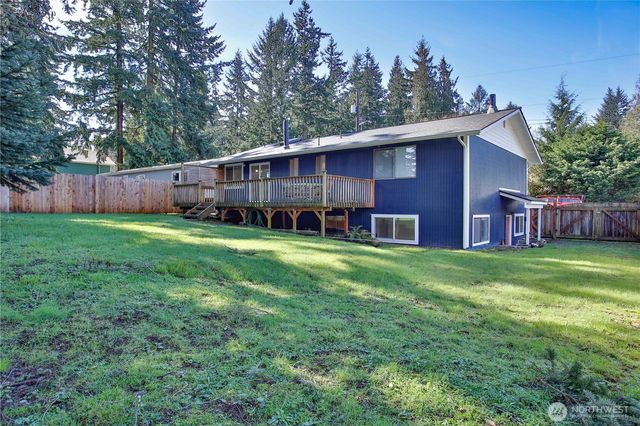 7891 San Juan Avenue, Clinton, WA 98236