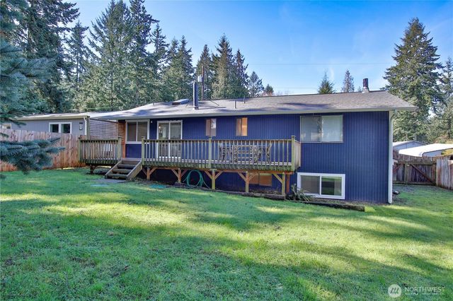 7891 San Juan Avenue, Clinton, WA 98236