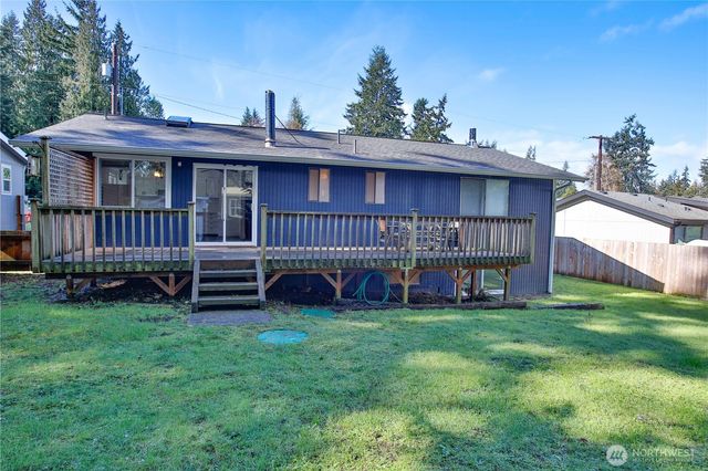 7891 San Juan Avenue, Clinton, WA 98236