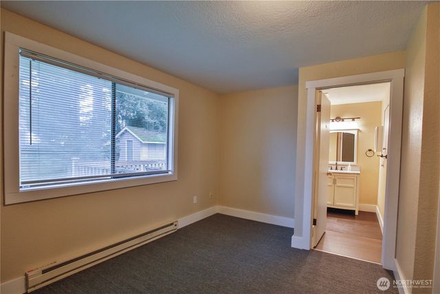 7891 San Juan Avenue, Clinton, WA 98236