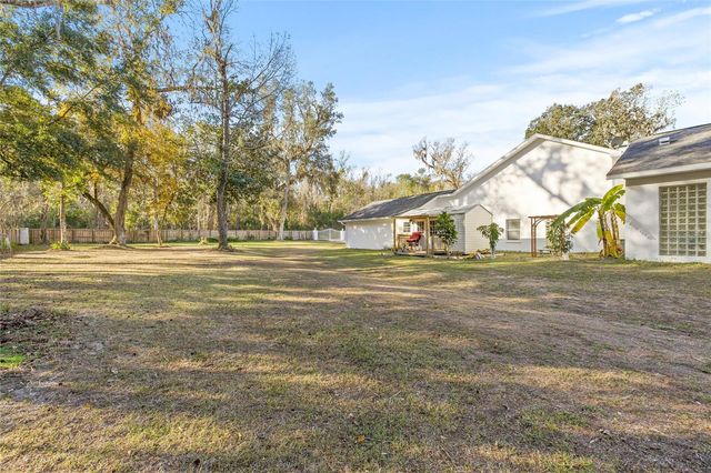 31445 AMBERLEA ROAD, Dade City, FL 33523