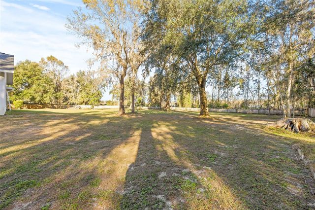 31445 AMBERLEA ROAD, Dade City, FL 33523