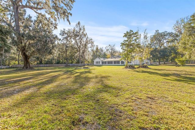 31445 AMBERLEA ROAD, Dade City, FL 33523