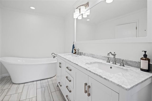 2808 Beverly Hills Drive, Marietta, GA 30068