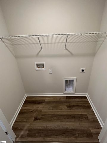 1324 Roadstead Lane, Spartanburg, SC 29306