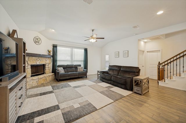 11520 Aspen Meadows Court, Aubrey, TX 76227
