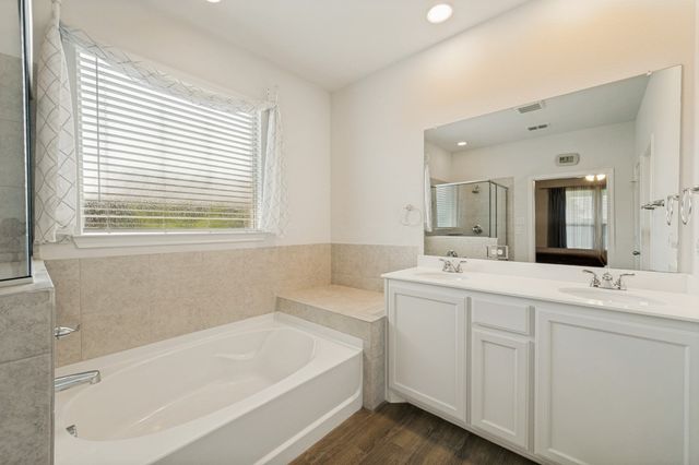 11520 Aspen Meadows Court, Aubrey, TX 76227