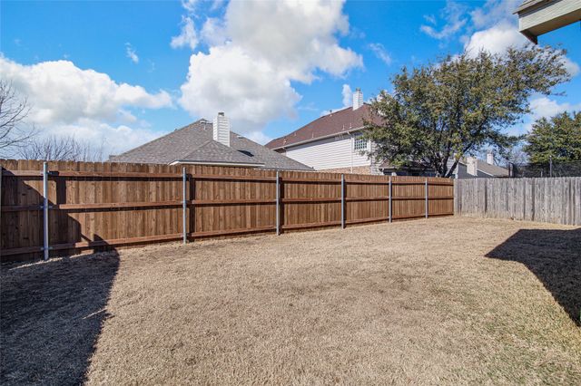 8316 Orchard Creek Road, Fort Worth, TX 76123