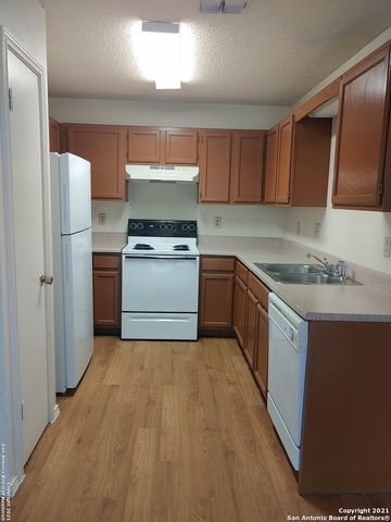 9809 Ardash, San Antonio, TX 78250