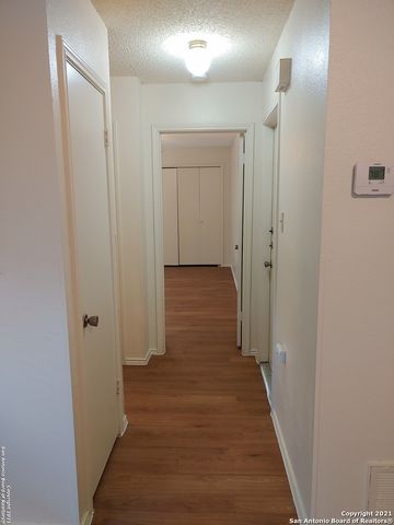 9809 Ardash, San Antonio, TX 78250