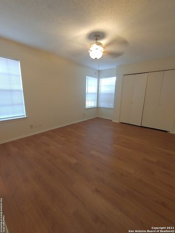 9809 Ardash, San Antonio, TX 78250