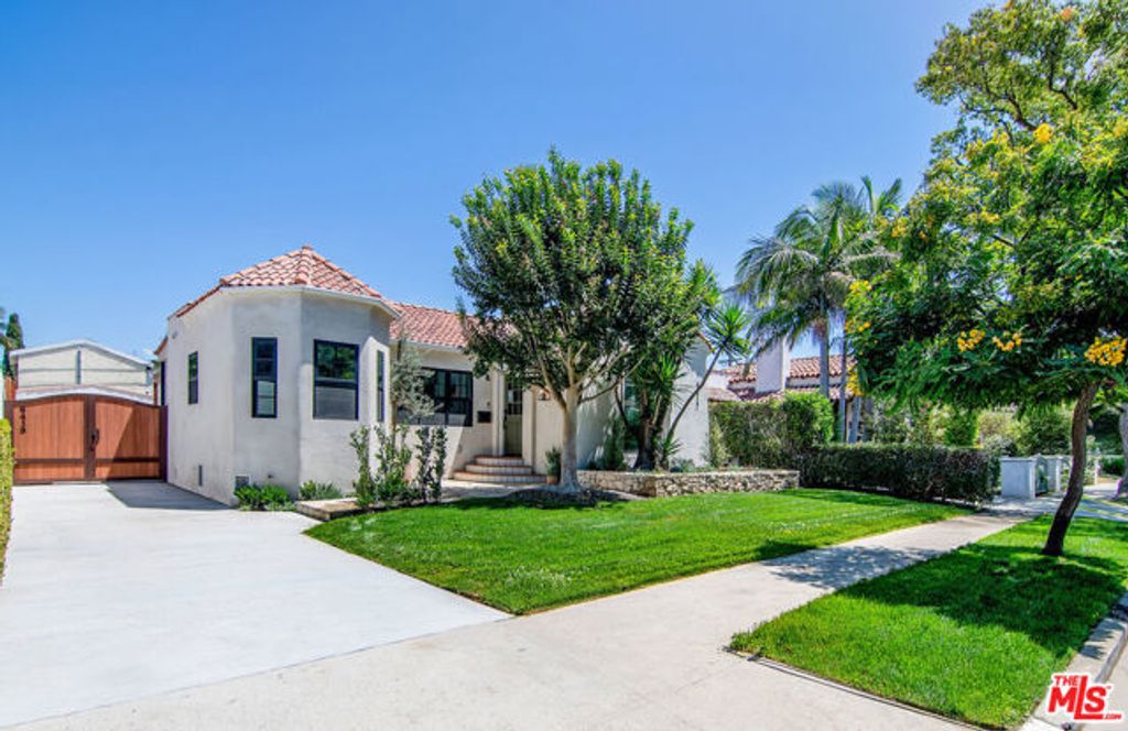6417 Lindenhurst Avenue, Los Angeles, CA 90048