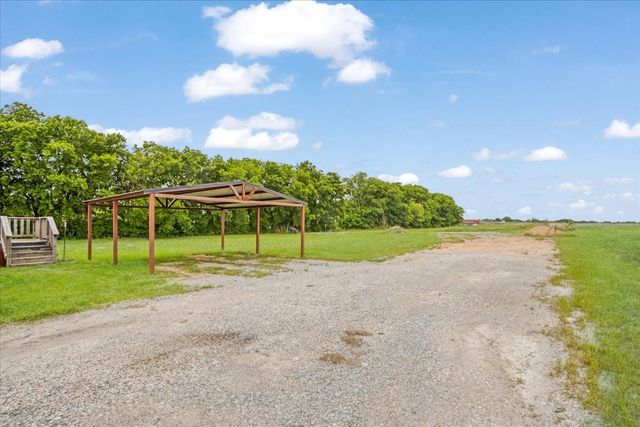 8791 County Road 1143, Celeste, TX 75423