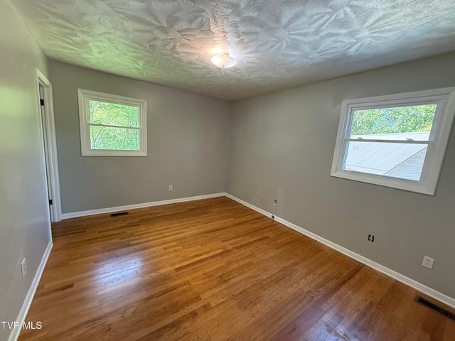 391 Mckeehan Ridge Road, Elizabethton, TN 37643