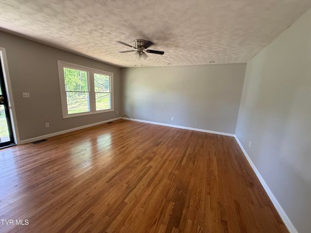 391 Mckeehan Ridge Road, Elizabethton, TN 37643